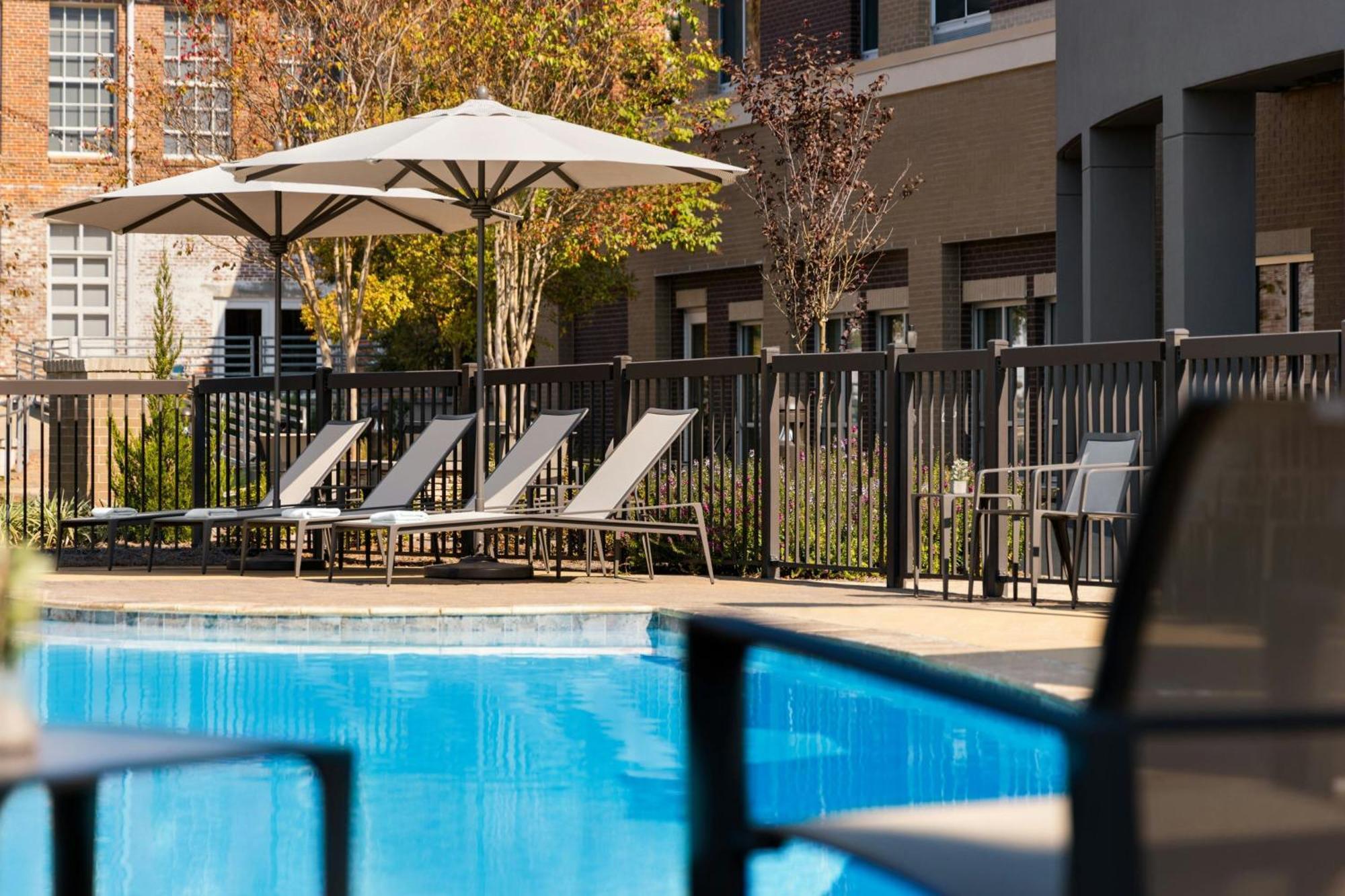 Courtyard By Marriott Starkville Msu At The Mill Conference Center Екстериор снимка