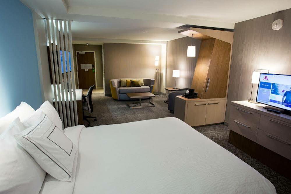 Courtyard By Marriott Starkville Msu At The Mill Conference Center Екстериор снимка