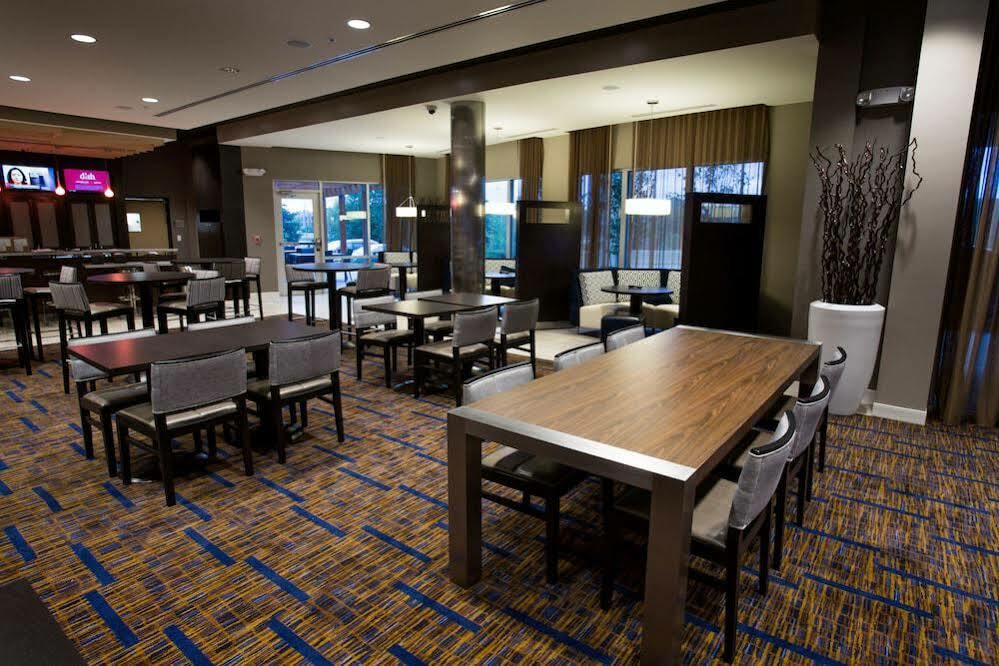 Courtyard By Marriott Starkville Msu At The Mill Conference Center Екстериор снимка